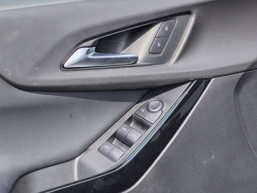 Used 2025 Chevrolet Equinox LT FWD image 14