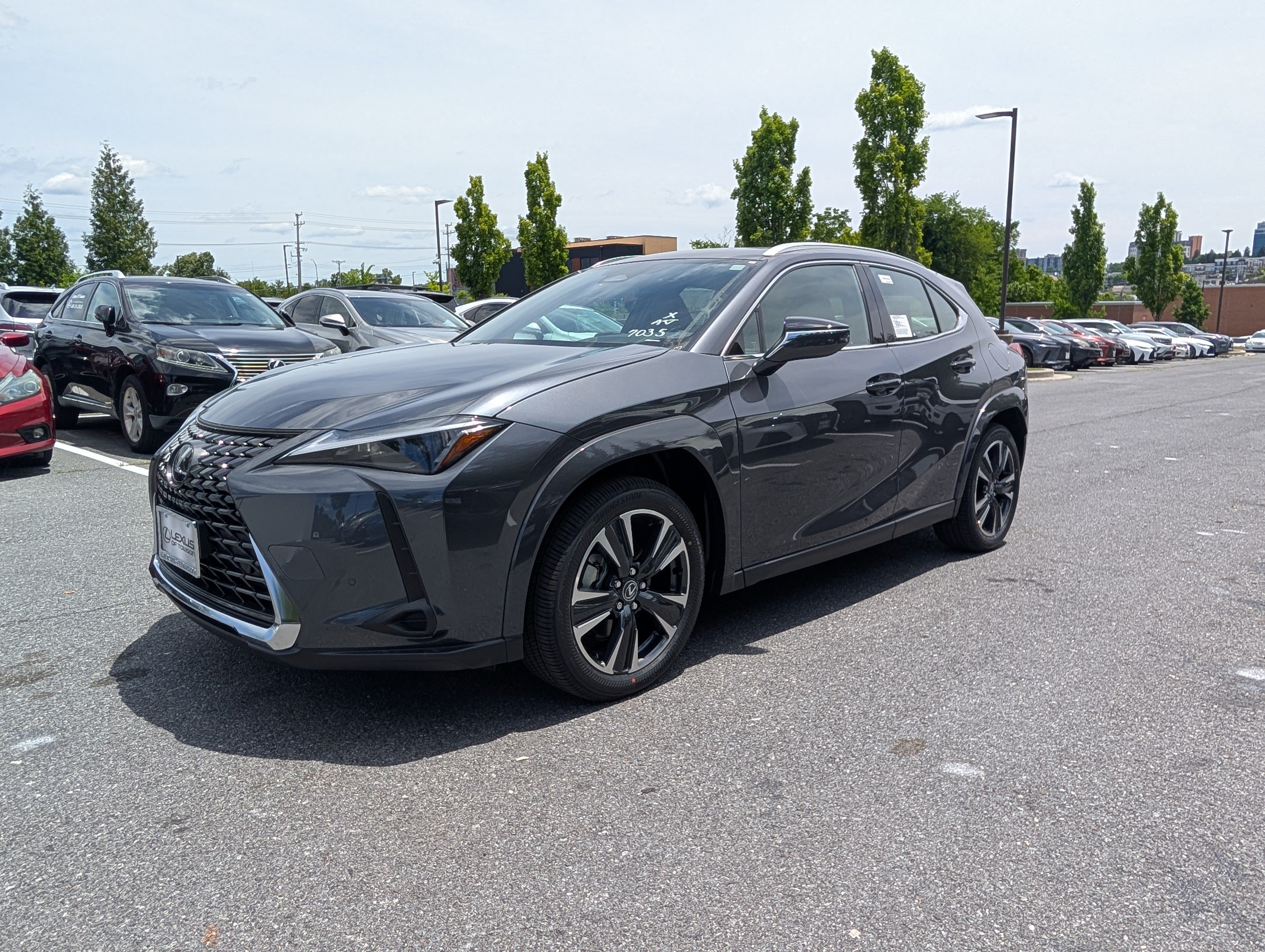 New 2026 Lexus UX 300h AWD image 4