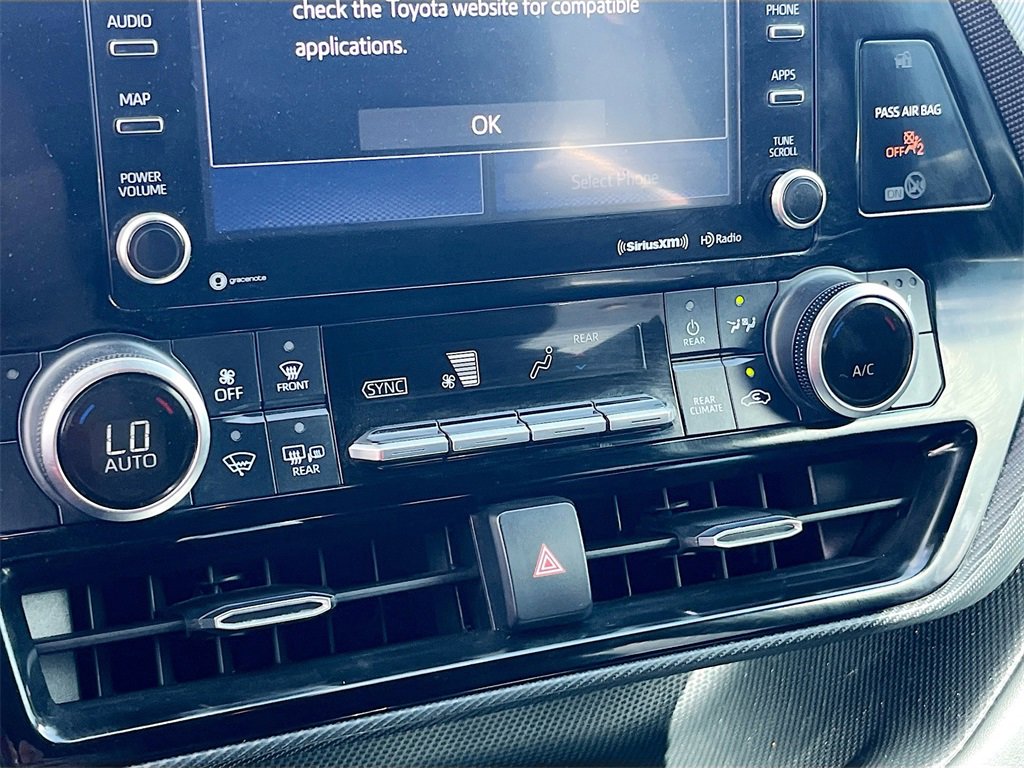 Used 2022 Toyota Highlander XSE image 15