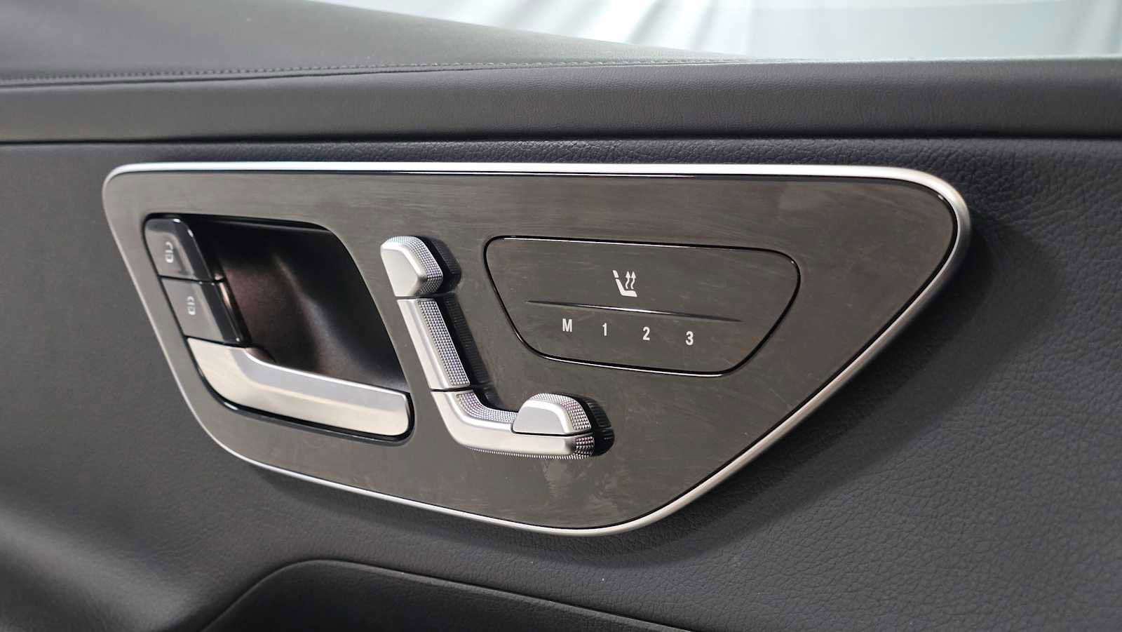 Certified 2024 Mercedes-Benz GLC 300 4MATIC image 23