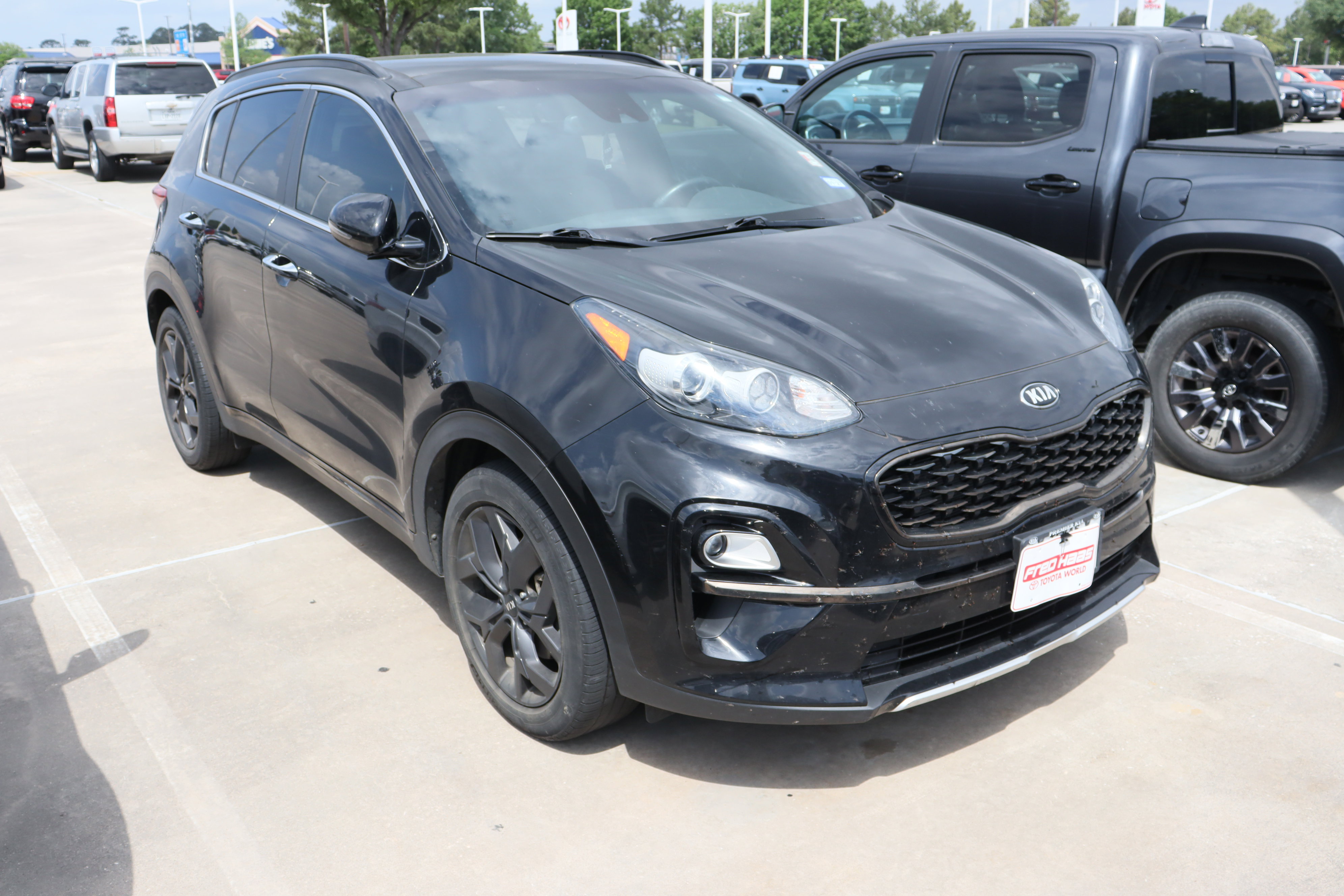 Used 2020 Kia Sportage S w/ S Sunroof Package image 2