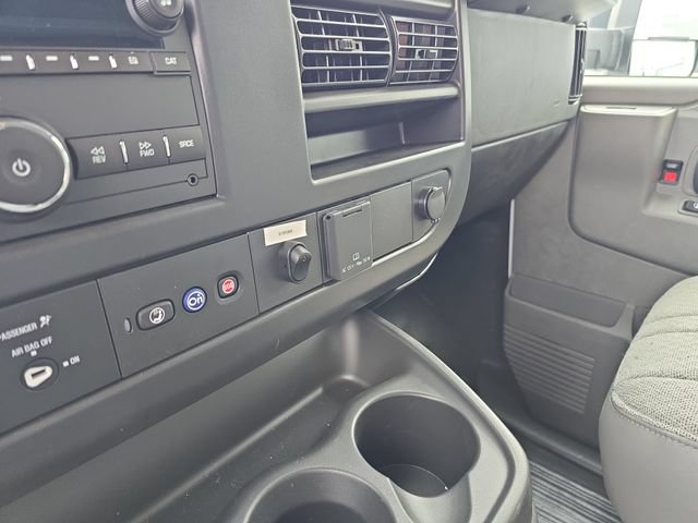 New 2025 Chevrolet Express 3500 w/ Power Convenience Package RWD image 19