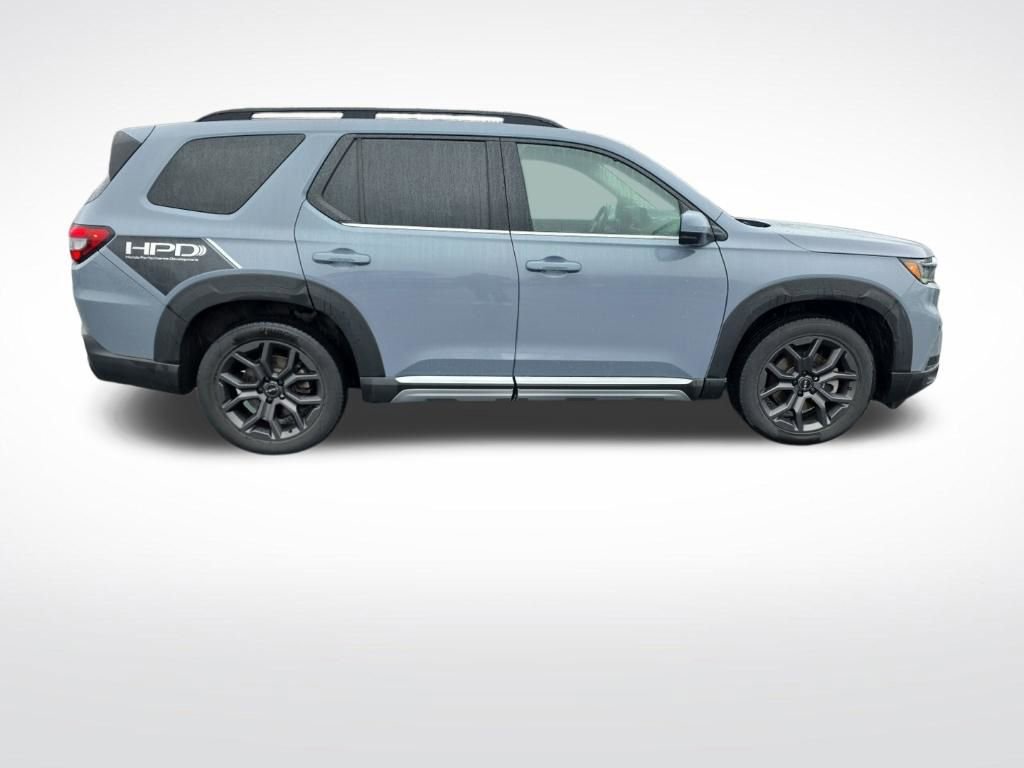 Used 2023 Honda Pilot Elite image 8