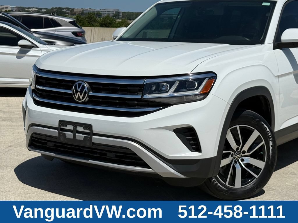 Used 2023 Volkswagen Atlas SE FWD image 2