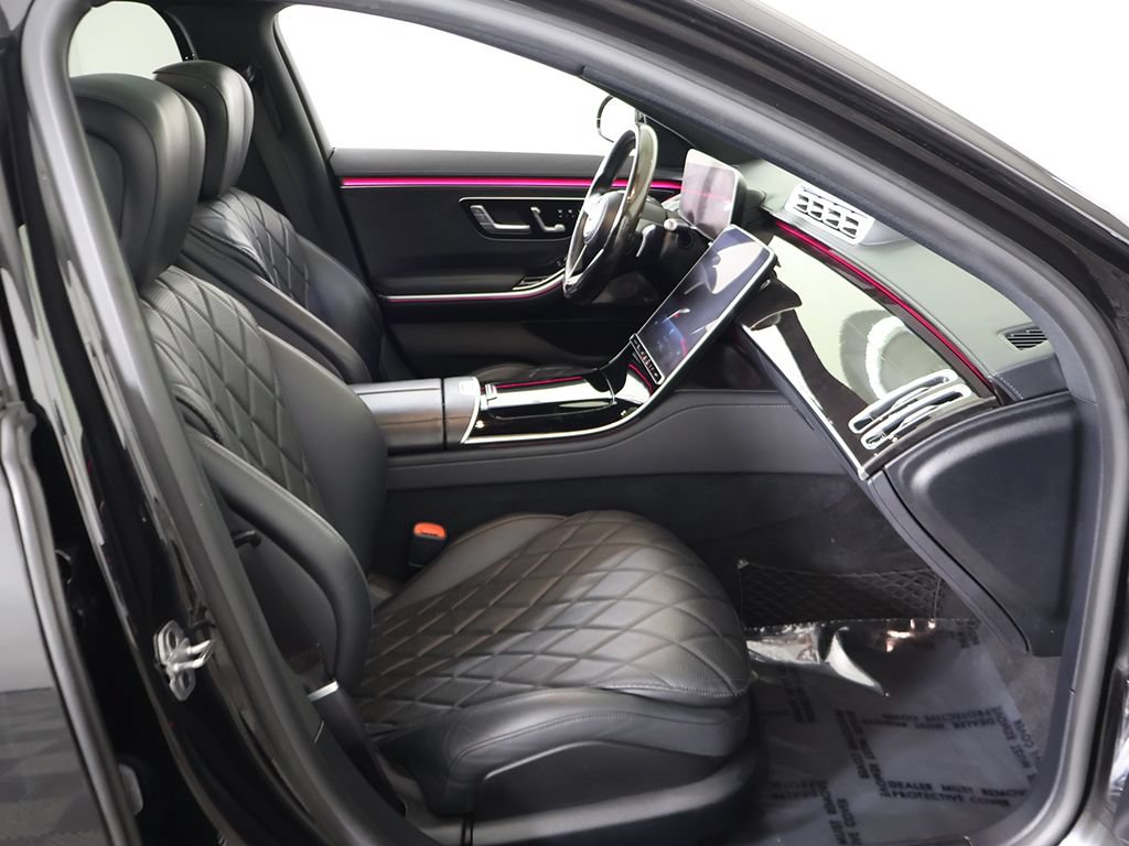 Used 2021 Mercedes-Benz S 580 4MATIC Sedan w/ AMG Line image 36