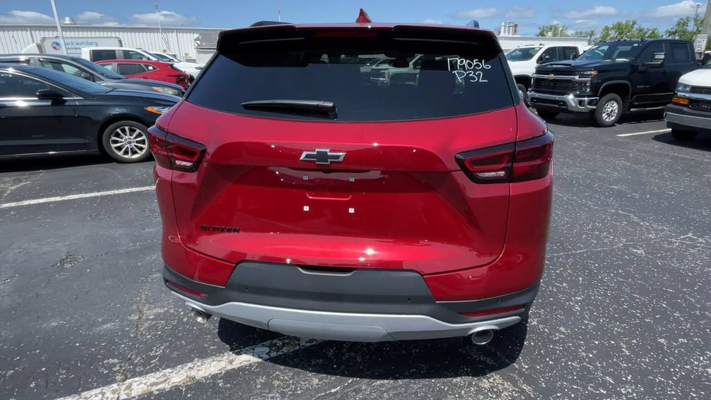 New 2026 Chevrolet Blazer LT w/ Convenience Package FWD image 9