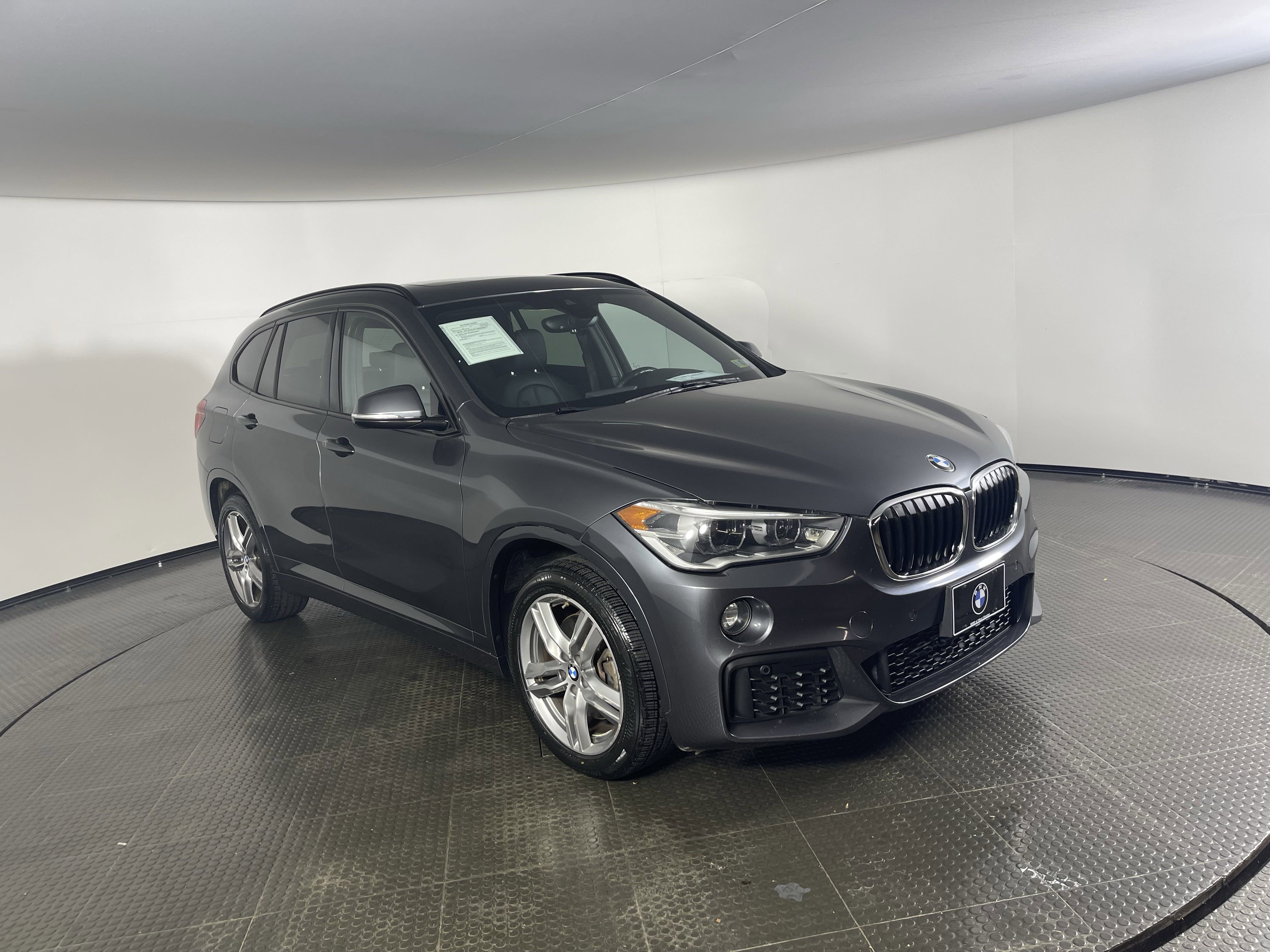 Used 2019 BMW X1 xDrive28i image 2