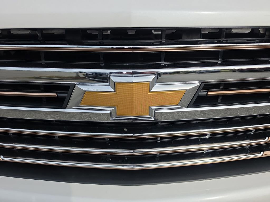 Certified 2019 Chevrolet Silverado 1500 High Country w/ Z71 Off-Road Package image 37
