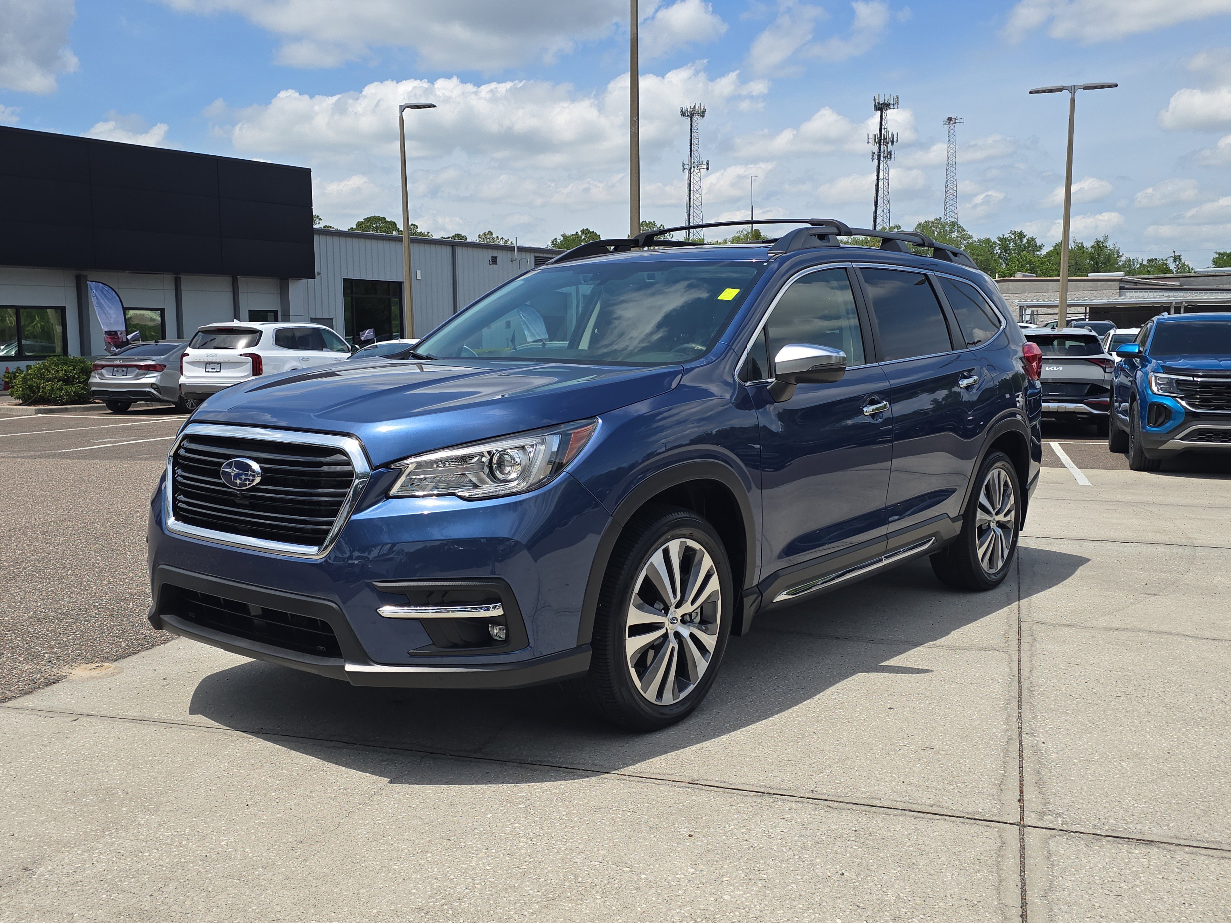 Used 2020 Subaru Ascent Touring w/ Popular Package #2A AWD/4WD image 4