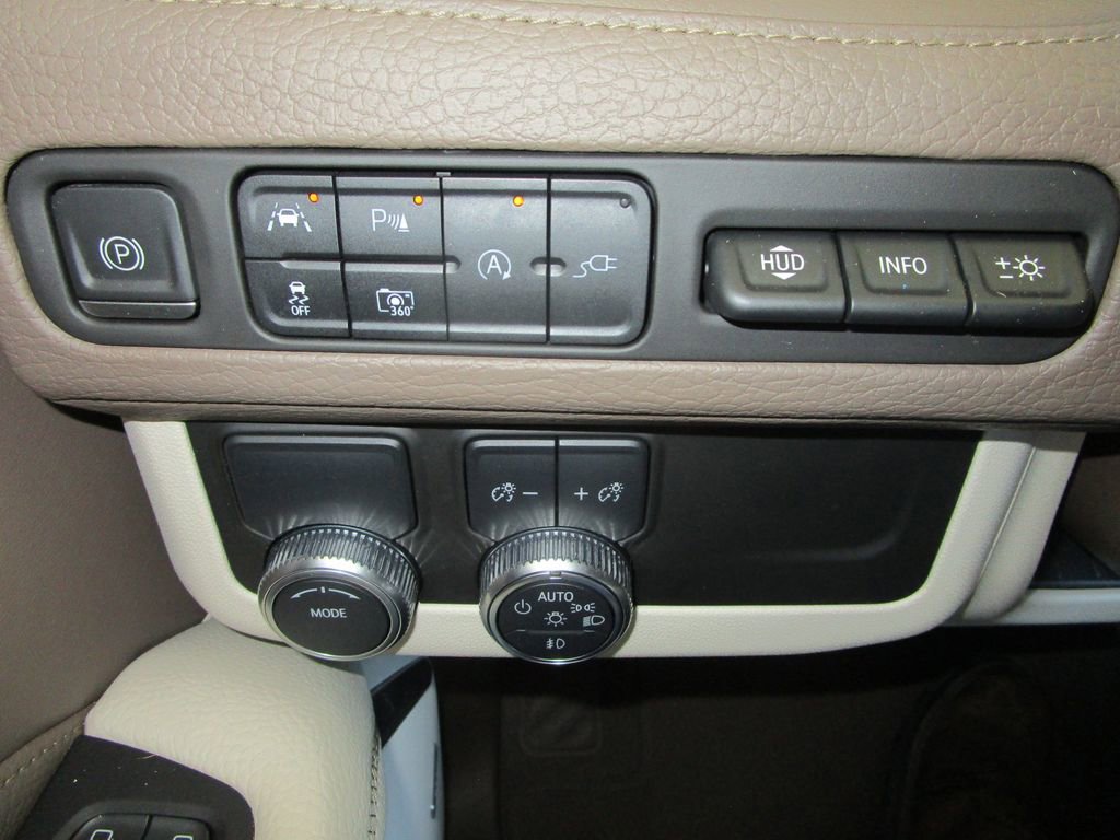 Used 2022 GMC Yukon XL Denali image 29