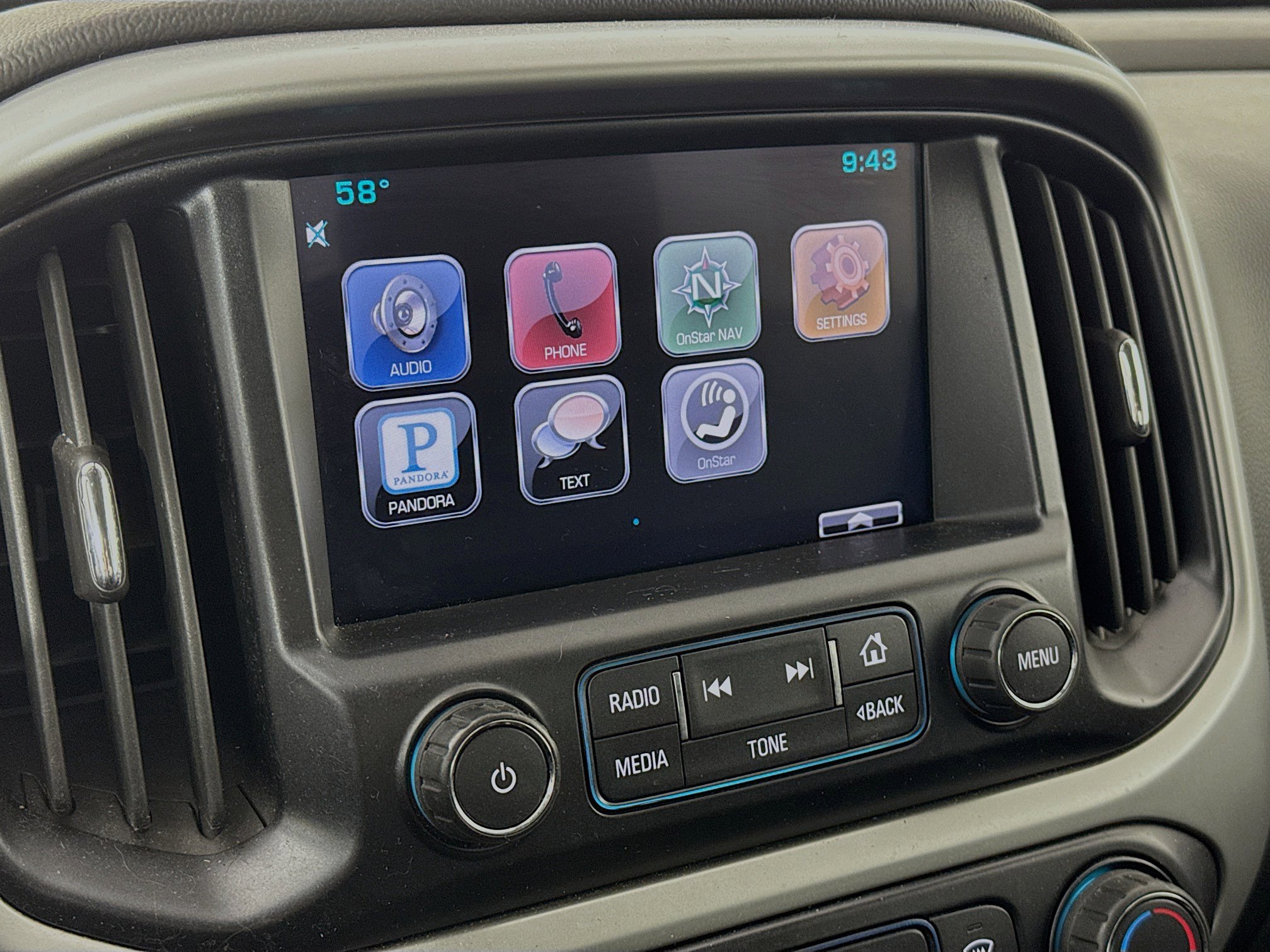 Used 2015 Chevrolet Colorado LT w/ LT Convenience Package image 14