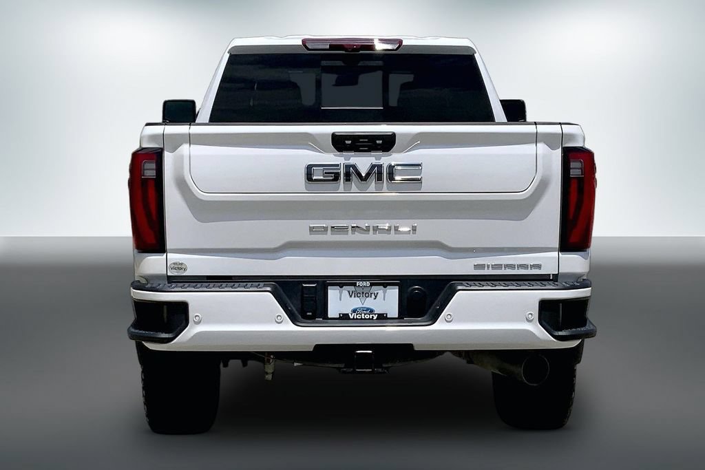 Used 2024 GMC Sierra 2500 Denali Ultimate w/ Max Trailering Package AWD/4WD image 4