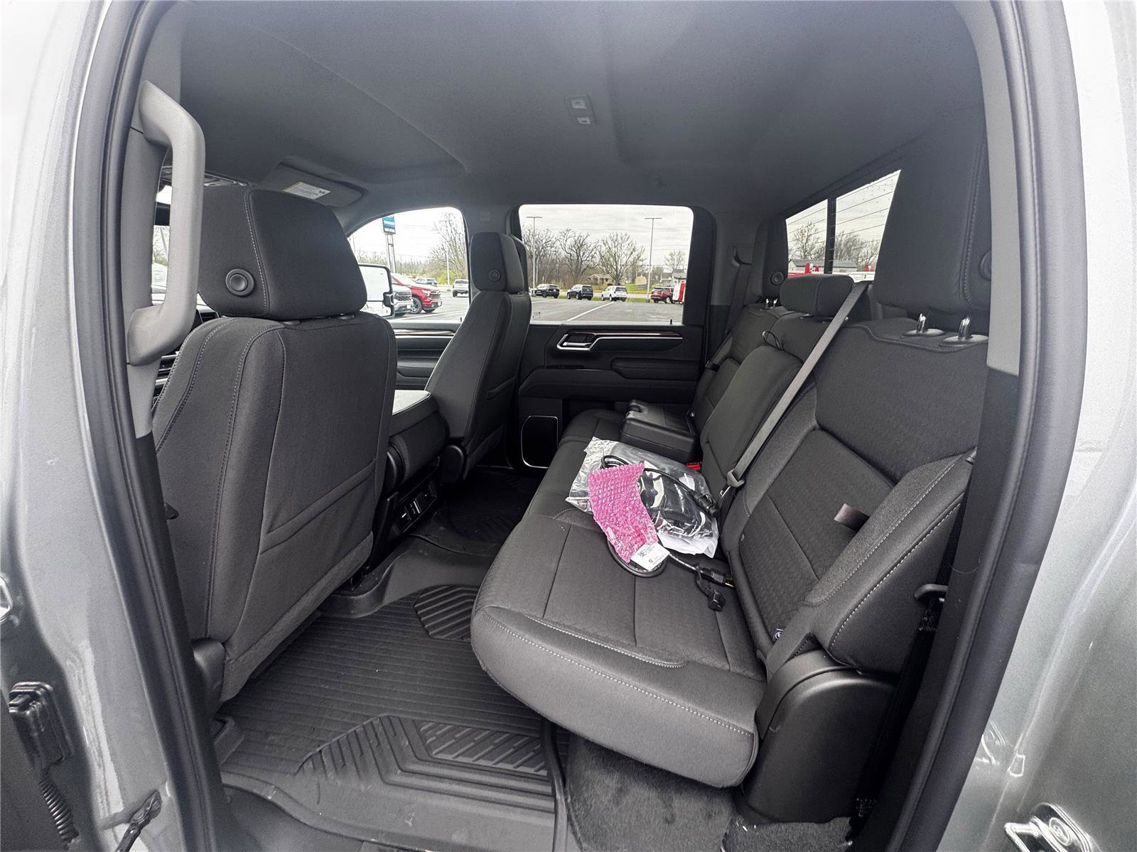 New 2026 Chevrolet Silverado 3500 LT w/ All Star Edition AWD/4WD image 7