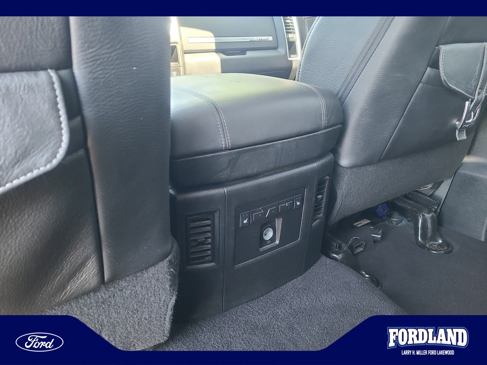 Used 2014 RAM 2500 Limited AWD/4WD image 32