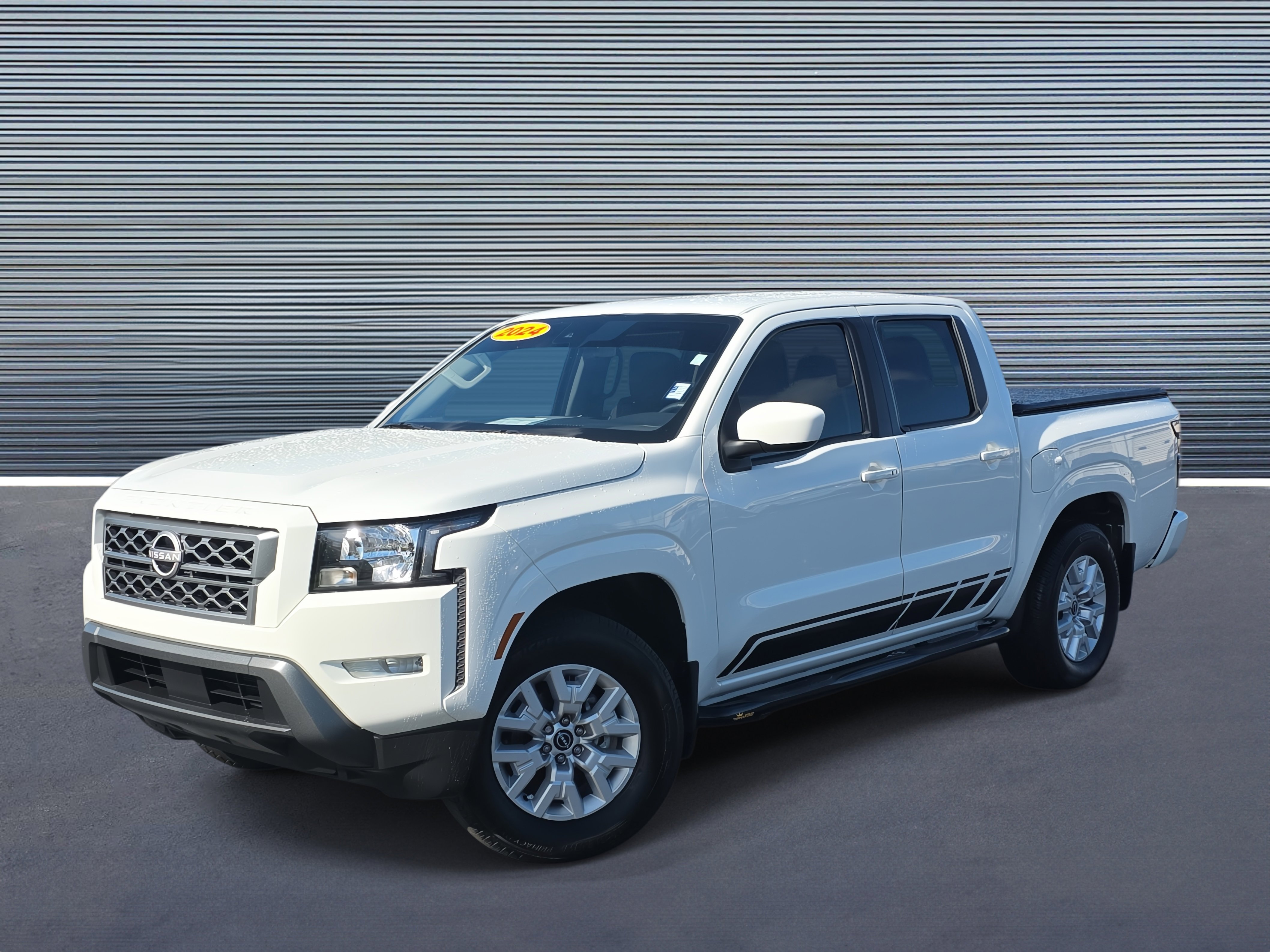 Used 2024 Nissan Frontier SV w/ SV Convenience Package