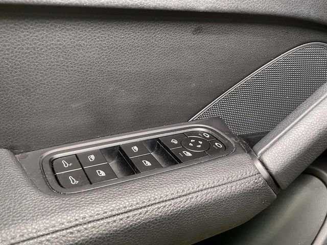 Certified 2025 Porsche Cayenne w/ Premium Package Plus image 36