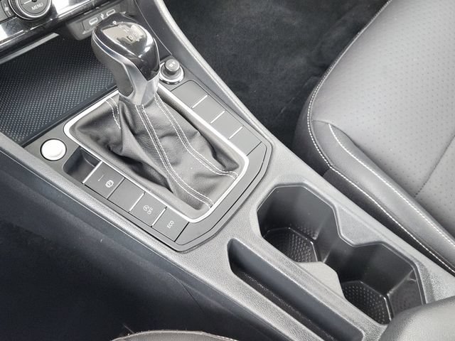 Used 2024 Volkswagen Jetta SE FWD image 17