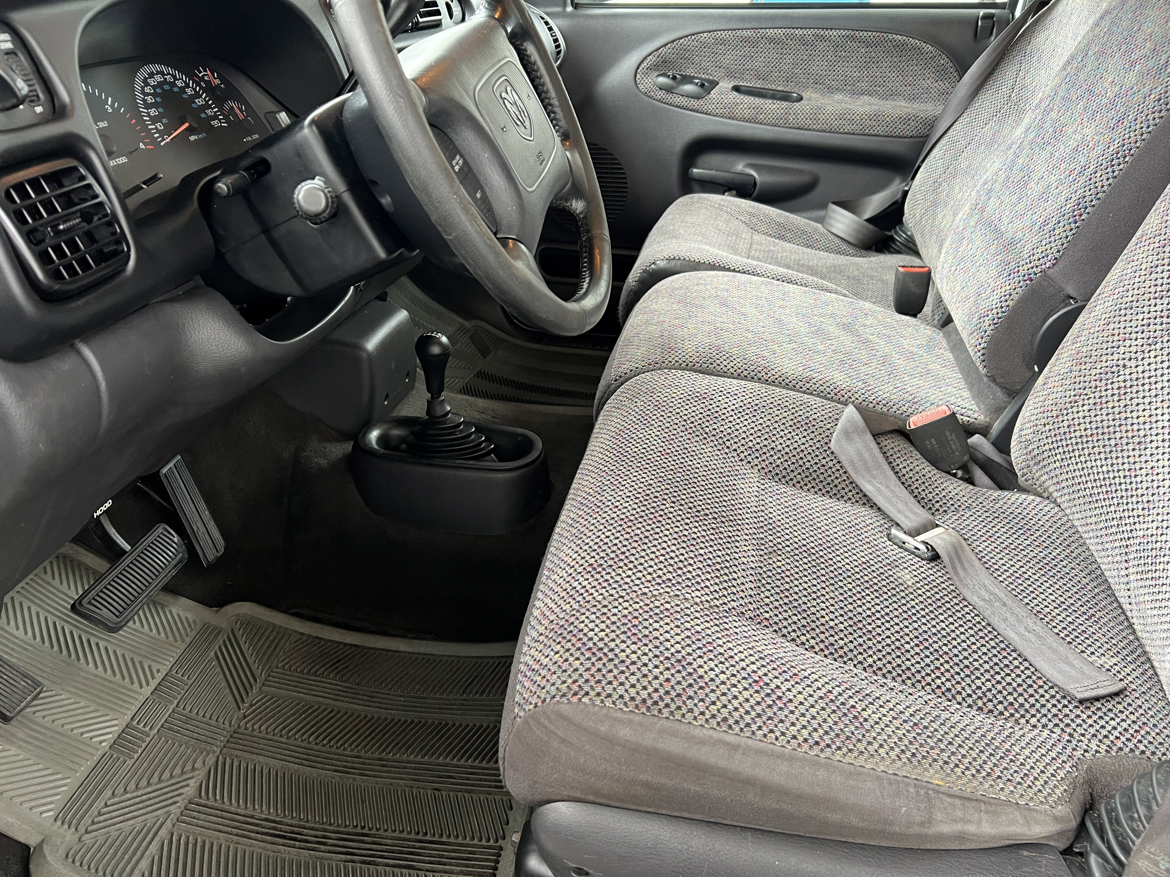 Used 2001 Dodge Ram 2500 Truck ST image 12