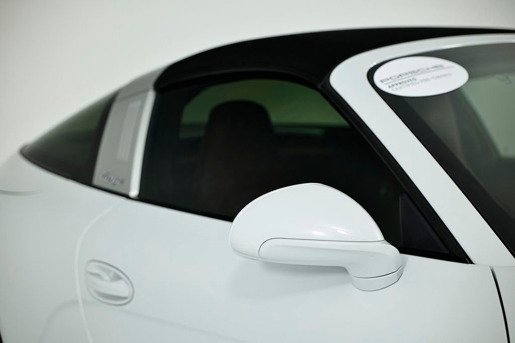 Certified 2015 Porsche 911 Targa 4S AWD/4WD image 18