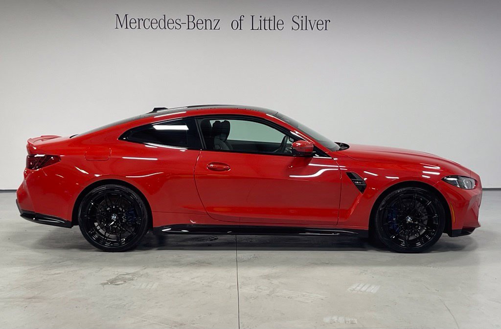 Used 2026 BMW M4 Coupe w/ Executive Package RWD image 7