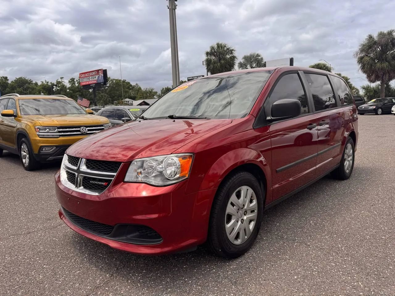 Used 2016 Dodge Grand Caravan American Value Package image 1