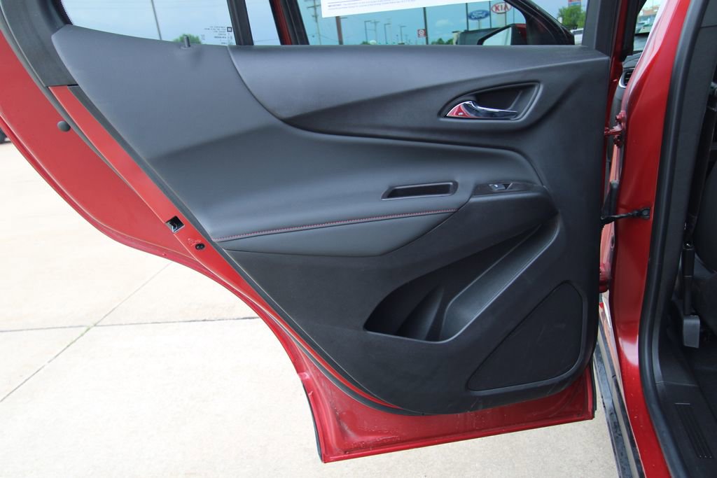 Used 2022 Chevrolet Equinox RS AWD/4WD image 35