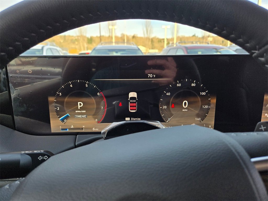 New 2025 Nissan Armada SL image 9