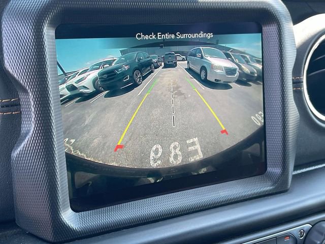 Used 2021 Jeep Wrangler Unlimited Sahara AWD/4WD image 36