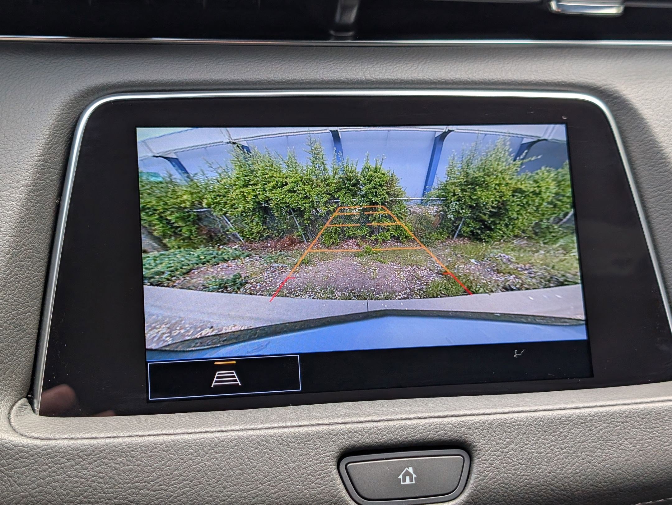 Certified 2023 Cadillac XT4 Premium Luxury w/ Cold Weather Package image 20