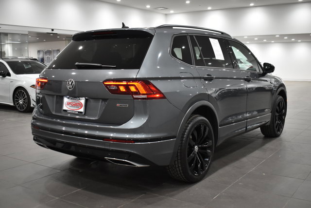 Used 2020 Volkswagen Tiguan SE R-Line image 11