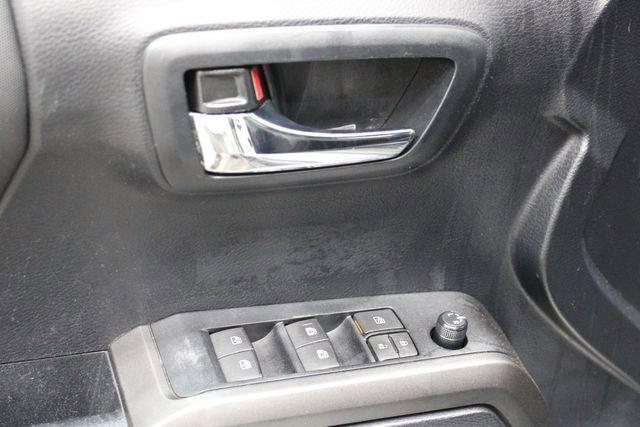 Used 2019 Toyota Tacoma TRD Pro w/ Desert Air Intake Package AWD/4WD image 18