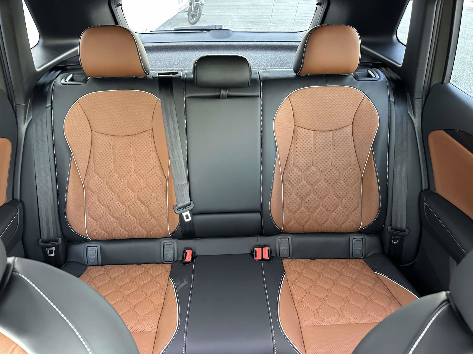 New 2026 Volkswagen Tiguan SEL R-Line AWD/4WD image 14