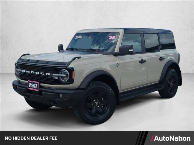 Used 2025 Ford Bronco Outer Banks AWD/4WD image 1