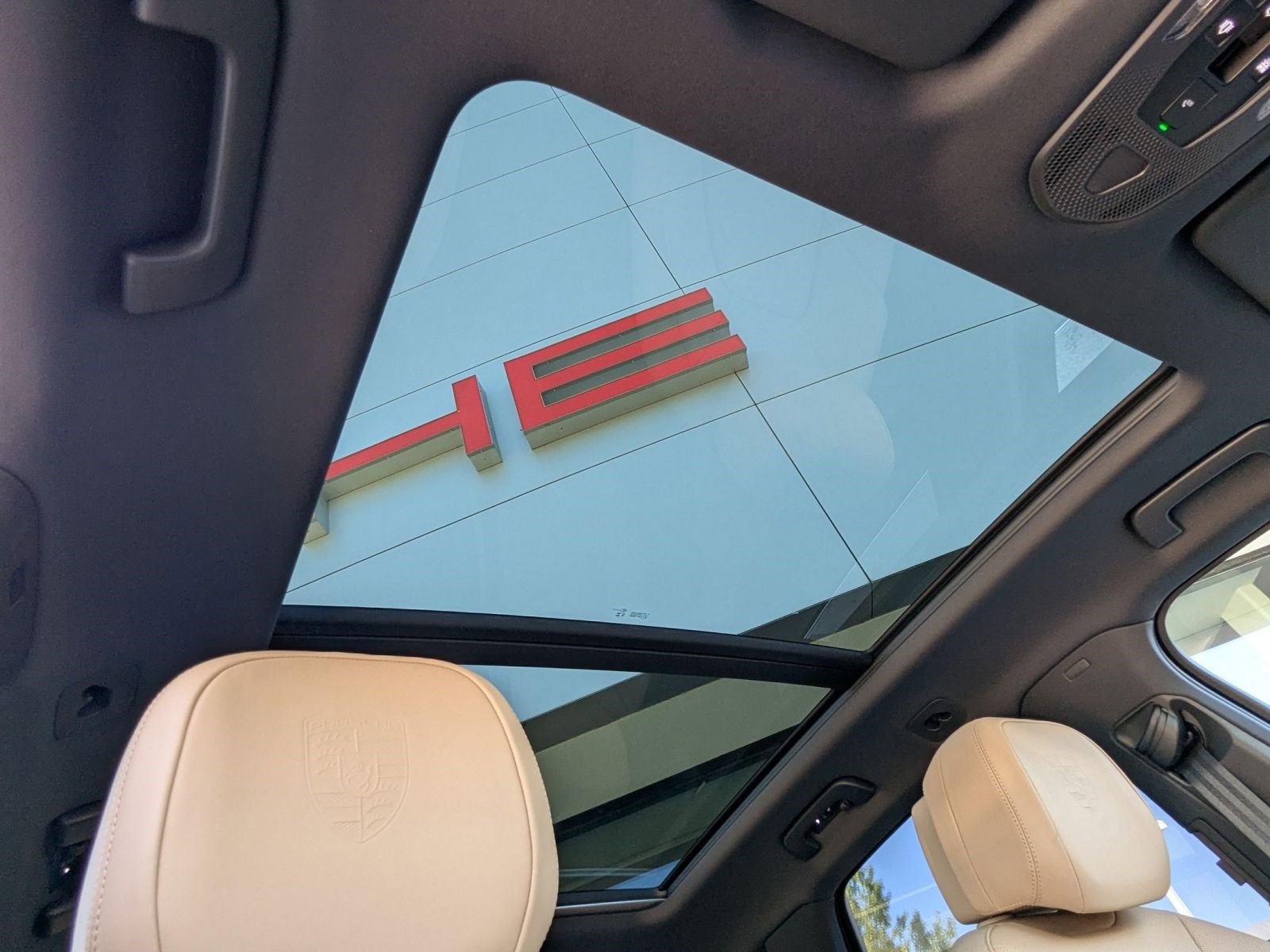 New 2026 Porsche Cayenne E-Hybrid image 27