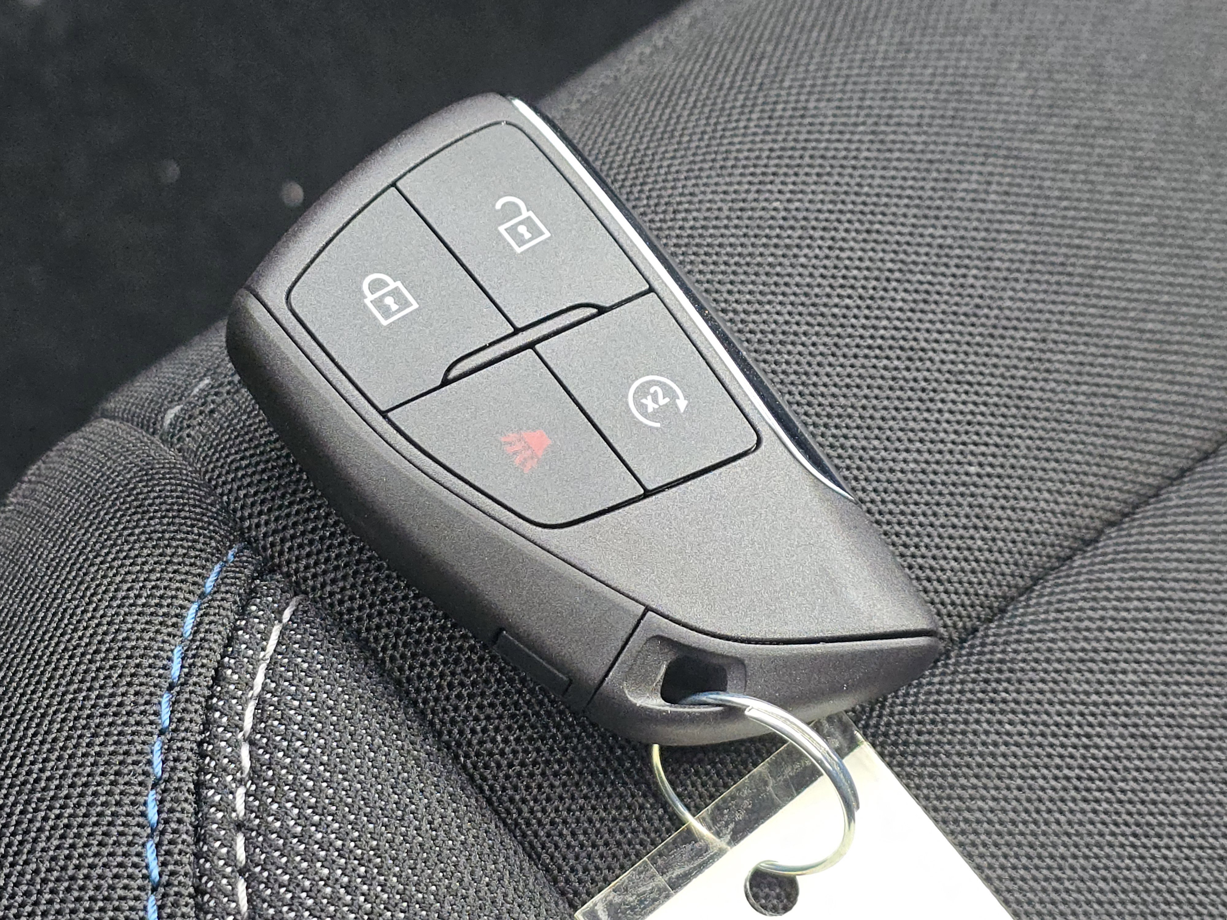 New 2026 Chevrolet Equinox EV LT image 32