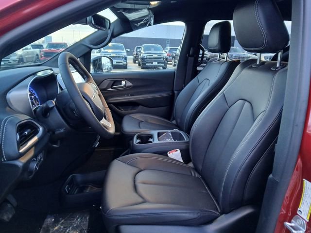 New 2026 Chrysler Pacifica Select image 10