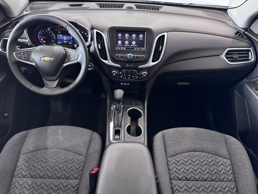 Certified 2024 Chevrolet Equinox LT image 2