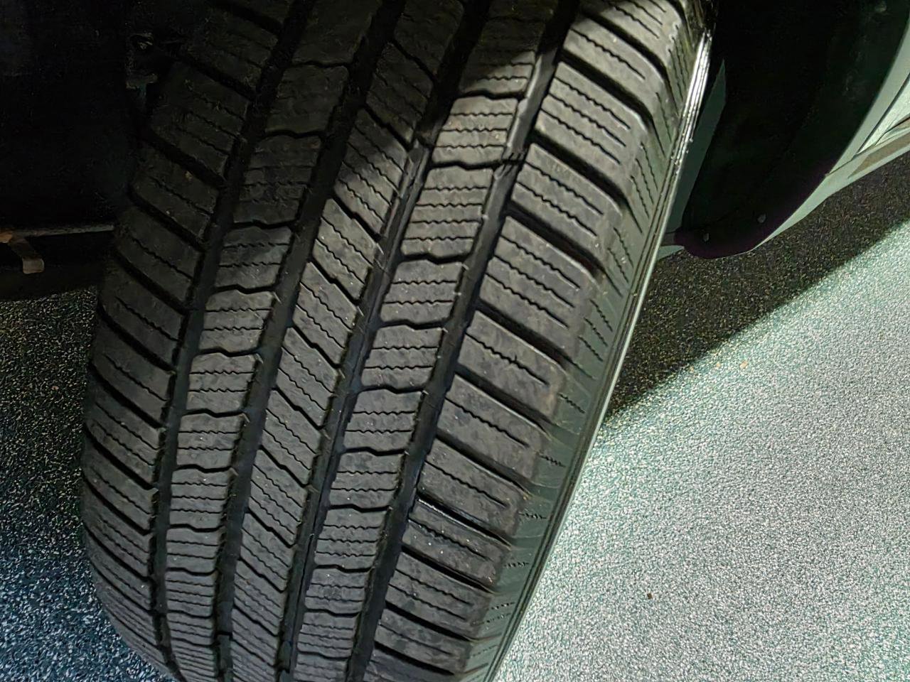 Used 2015 Ford Explorer Sport w/ Equipment Group 401A AWD/4WD image 13