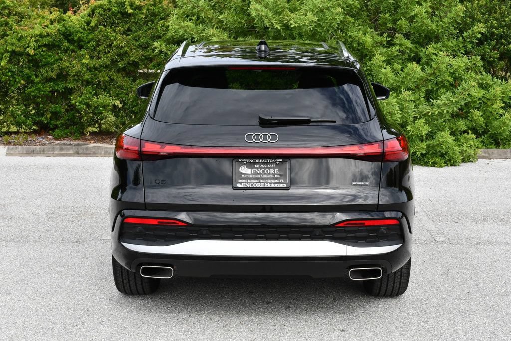 Used 2025 Audi Q5 Prestige AWD/4WD image 29
