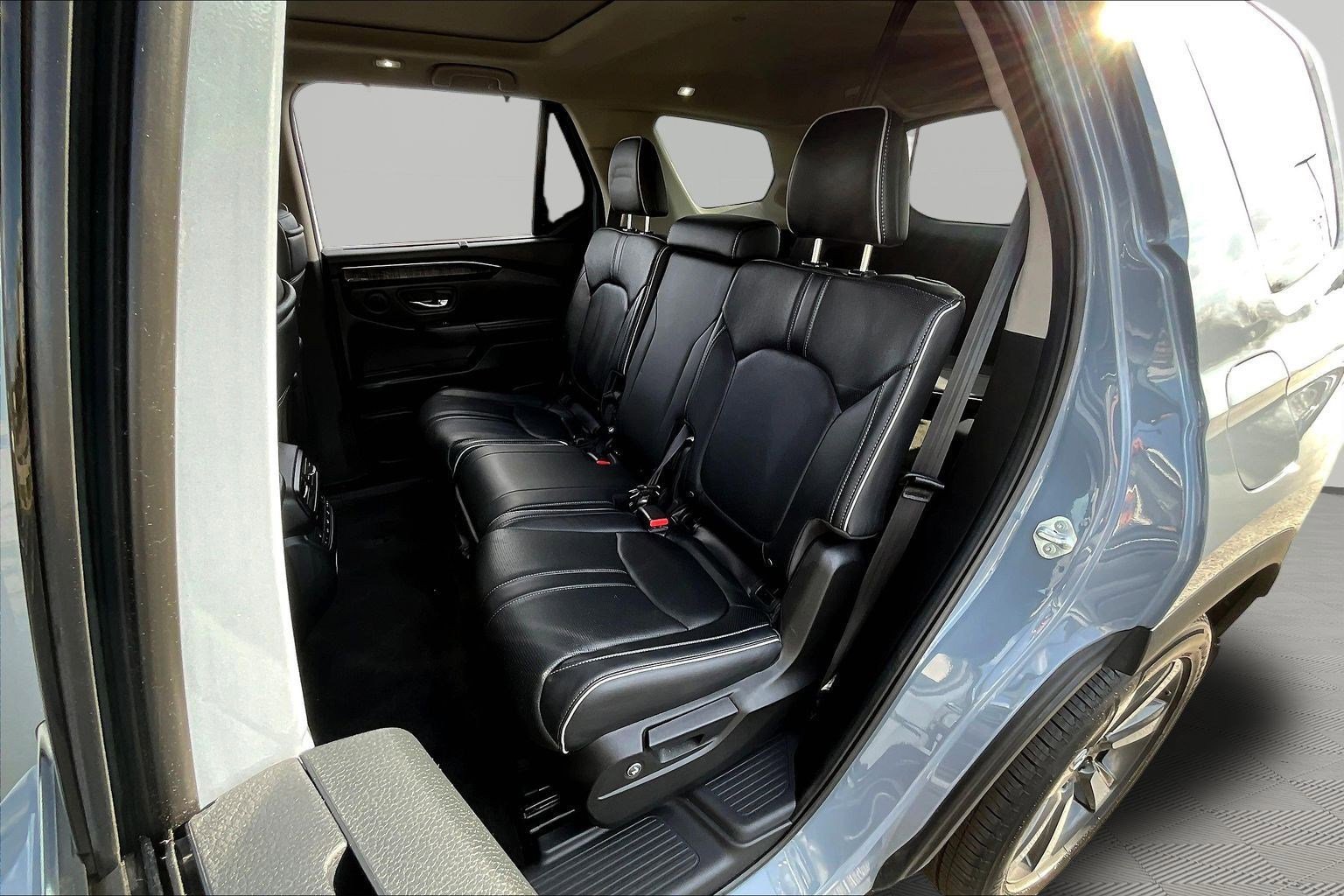 Used 2023 Honda Pilot Elite image 21