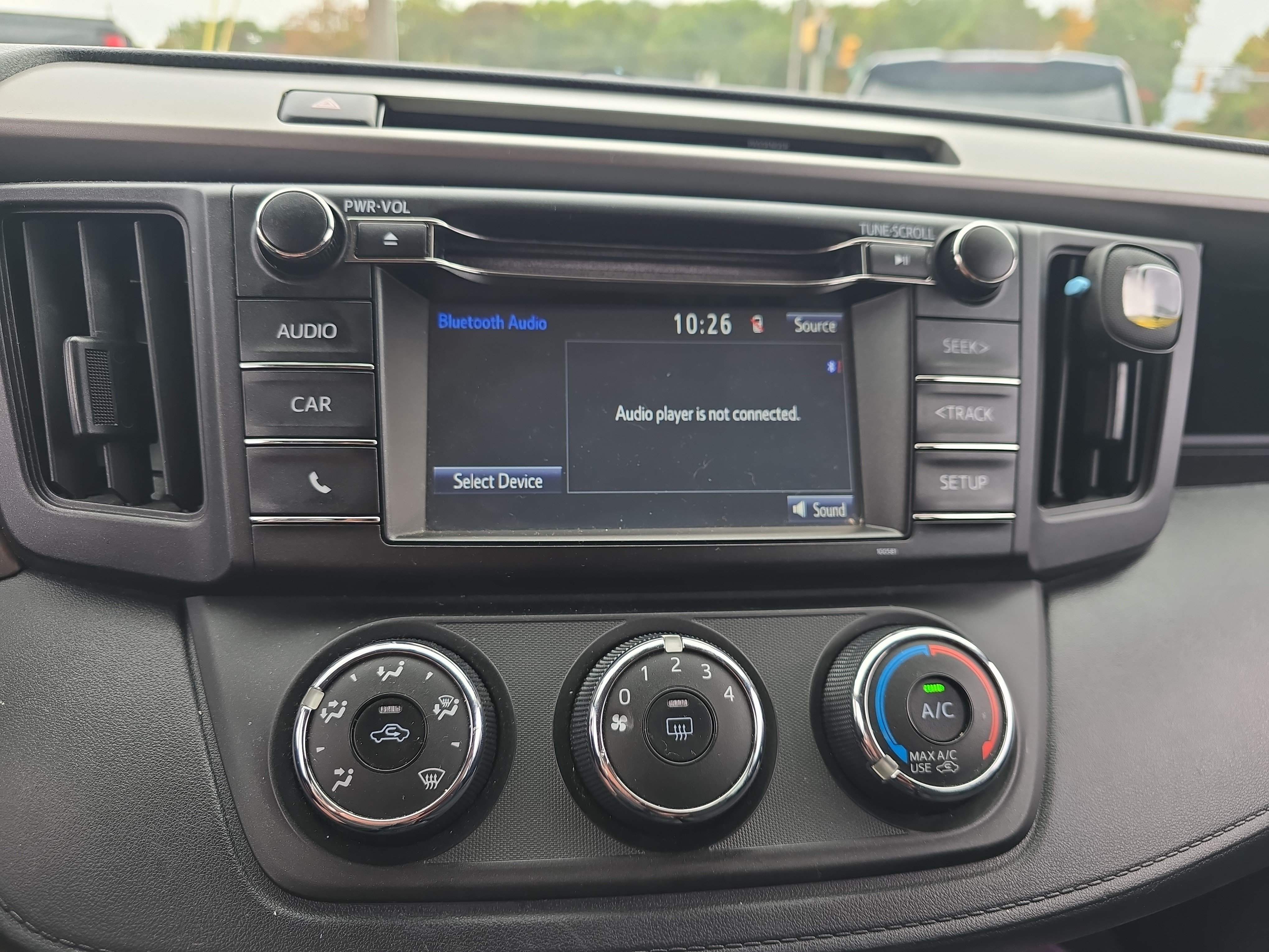 Used 2016 Toyota RAV4 LE AWD/4WD image 28