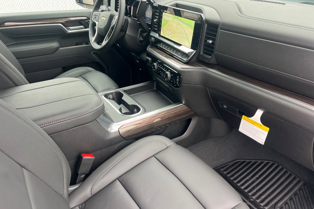 New 2026 Chevrolet Silverado 3500 LT w/ All Star Edition image 12