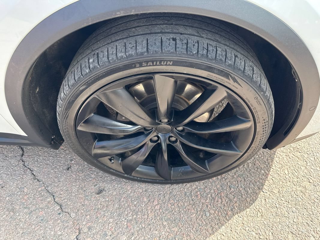 Used 2020 Tesla Model X Long Range AWD/4WD image 20