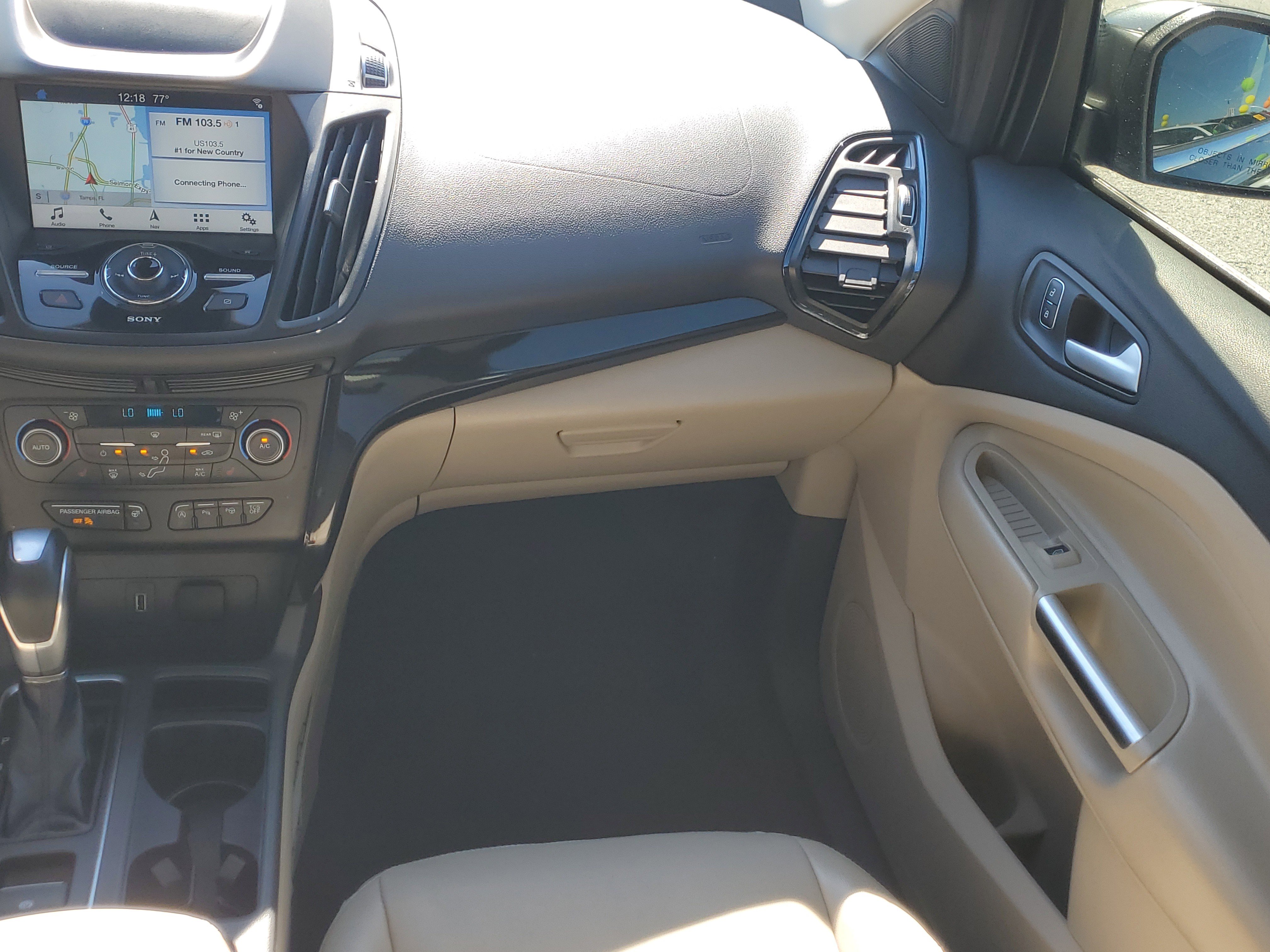 Used 2019 Ford Escape Titanium image 17