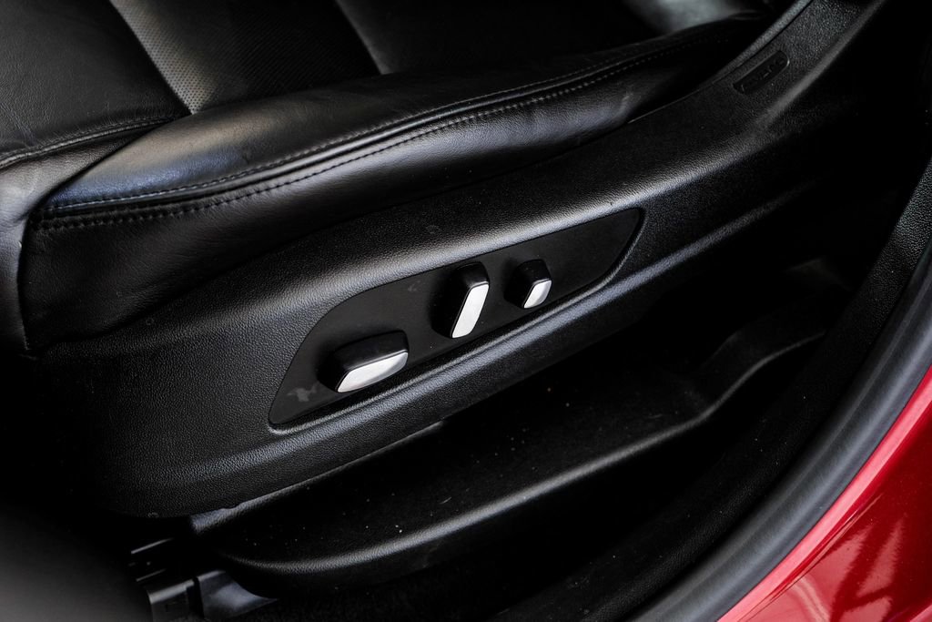 Used 2019 Cadillac XT5 Premium Luxury image 30