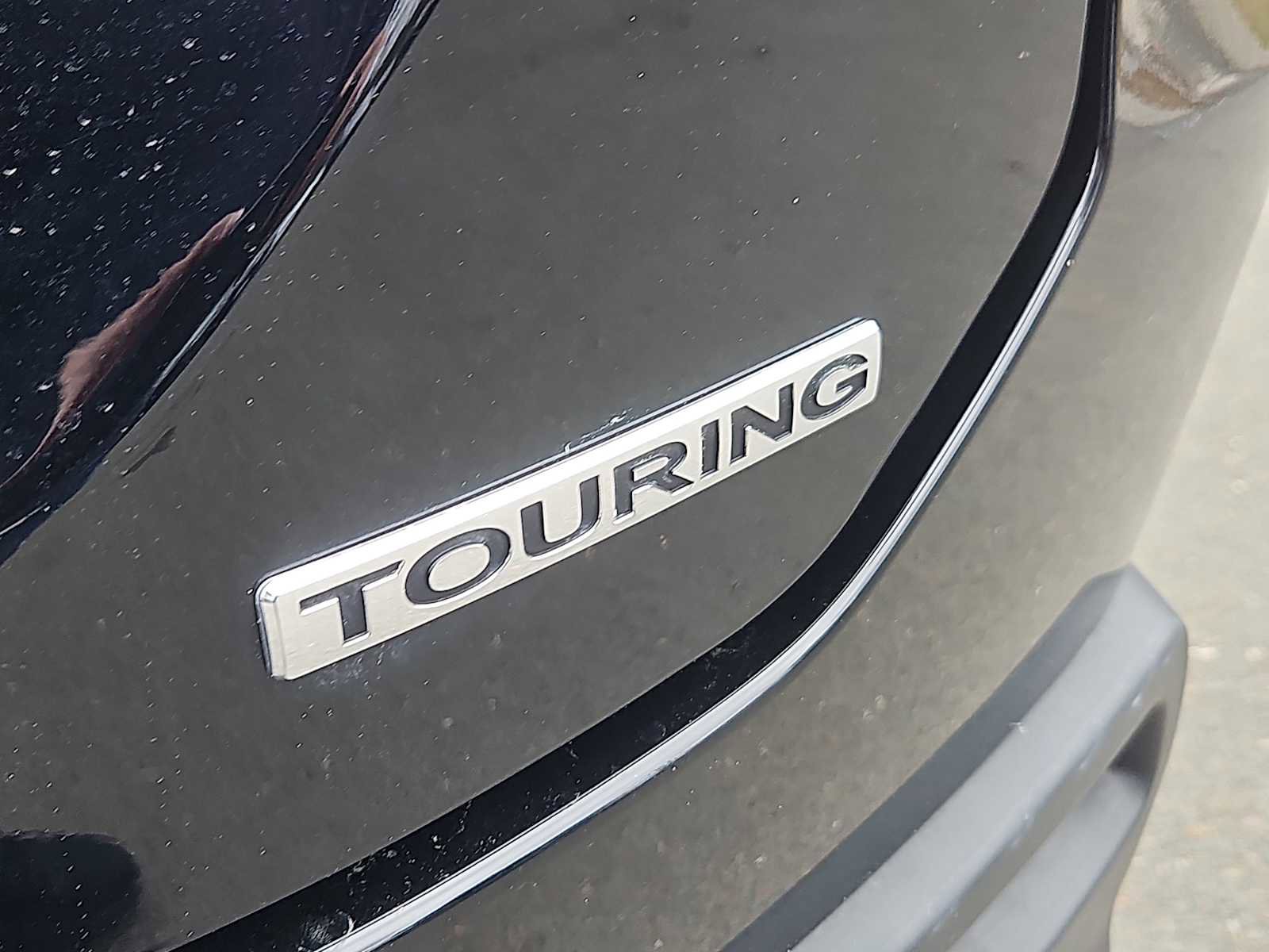 Used 2023 Honda Pilot Touring image 12