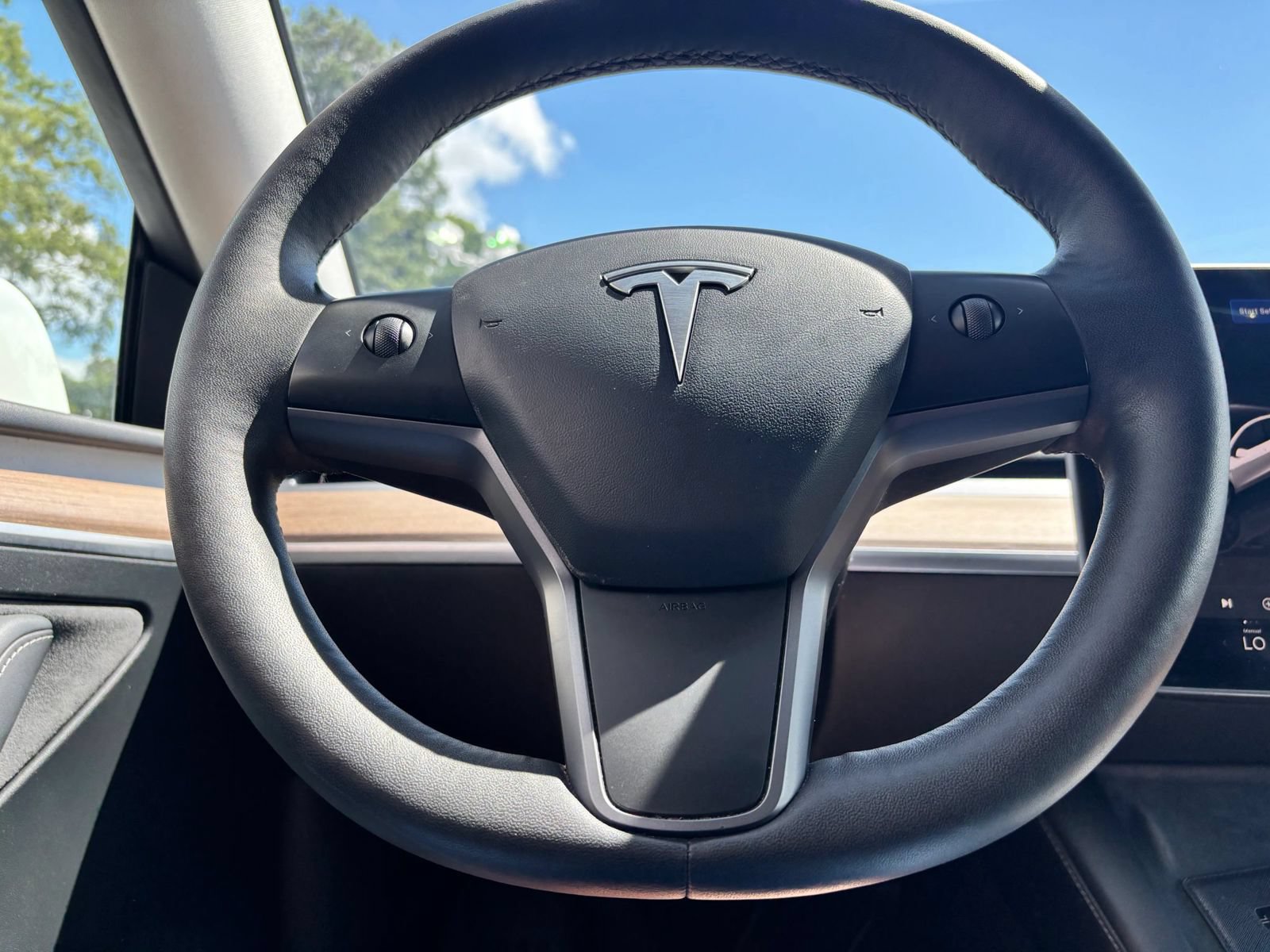Used 2023 Tesla Model Y Long Range AWD/4WD image 35