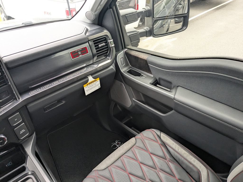New 2026 Ford F250 Lariat w/ Black Appearance Package AWD/4WD image 19