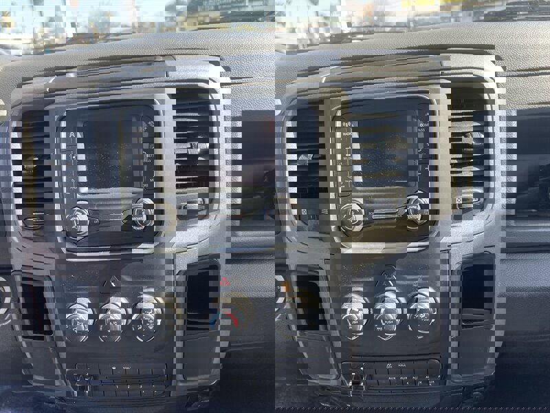 Used 2018 RAM 3500 Tradesman w/ Chrome Appearance Group image 22