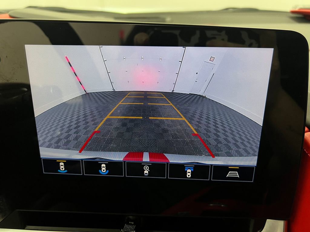 Used 2021 Chevrolet Corvette Stingray Premium Conv w/ Z51 Performance Package image 21